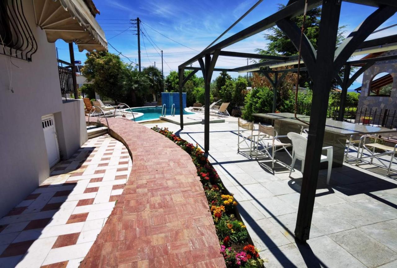 Rural Villa Private Pool, Bbq, Court ,20' Airport Nea Kallikrateia Exterior foto