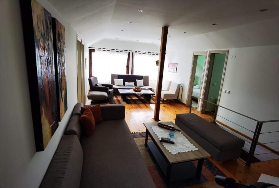 Rural Villa Private Pool, Bbq, Court ,20' Airport Nea Kallikrateia Exterior foto