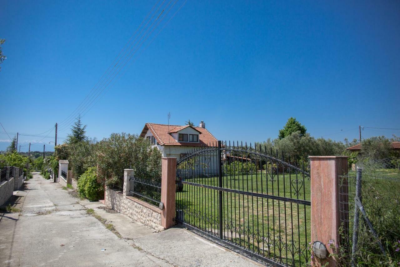 Rural Villa Private Pool, Bbq, Court ,20' Airport Nea Kallikrateia Exterior foto